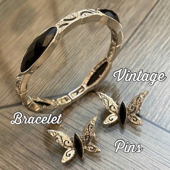 2 Vintage Sliver-tone Butterfly with Jet Black Rhinestone with Bracelet - Picture 1 of 16